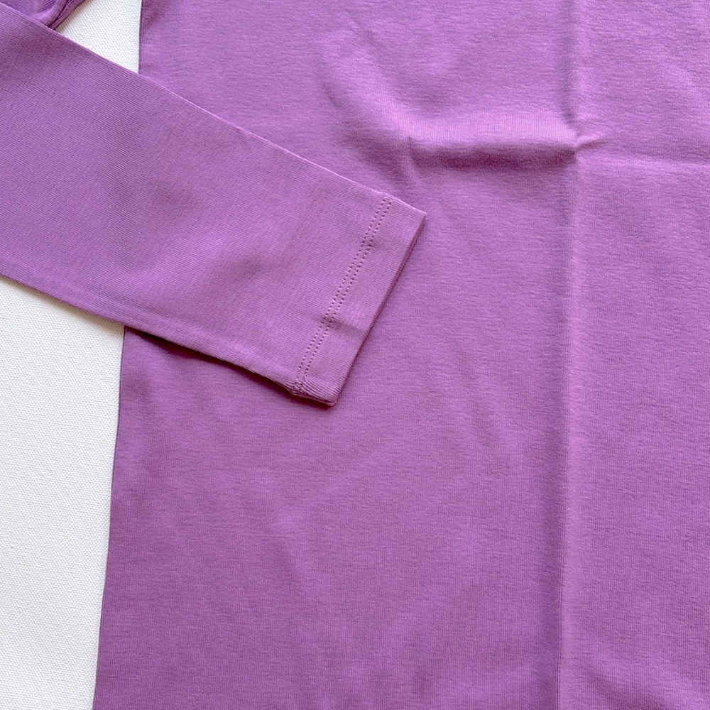 J.Crew Slim Perfect Fit Long Sleeve T-Shirt- NWT- Wisteria- Size LARGE - Picture 2 of 3